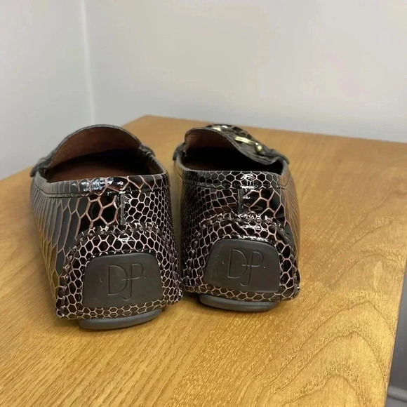 Donald J Pliner • Patent Loafer Faux Alligator • 6.5 - Picture 5 of 10